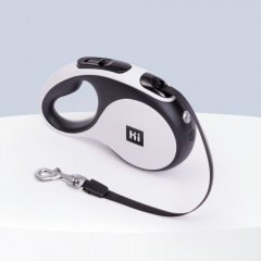 Рулетка для собак со встроенным LED фонарем USB, L, ремень 5 м, до 50 кг, черно-белая